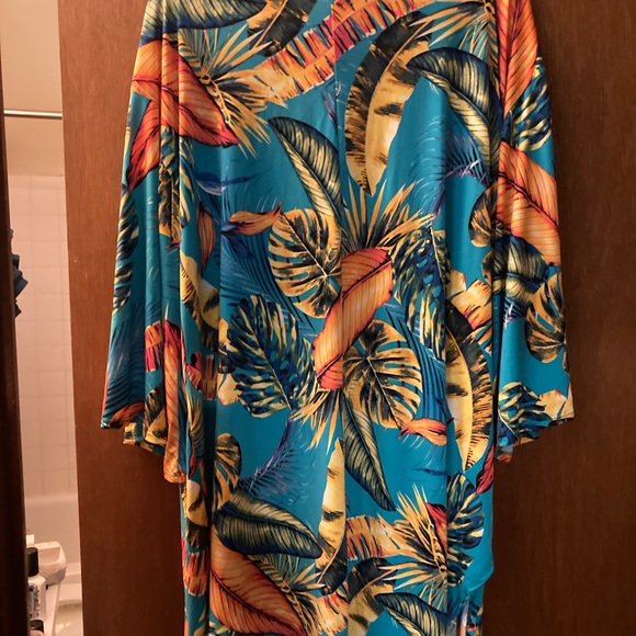 Tropical Print Kimono - Picture 4 of 4